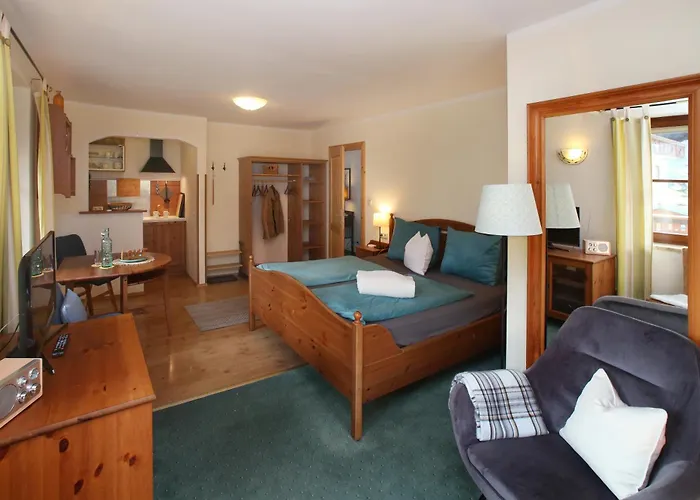 Rieser باد هوفغاستين