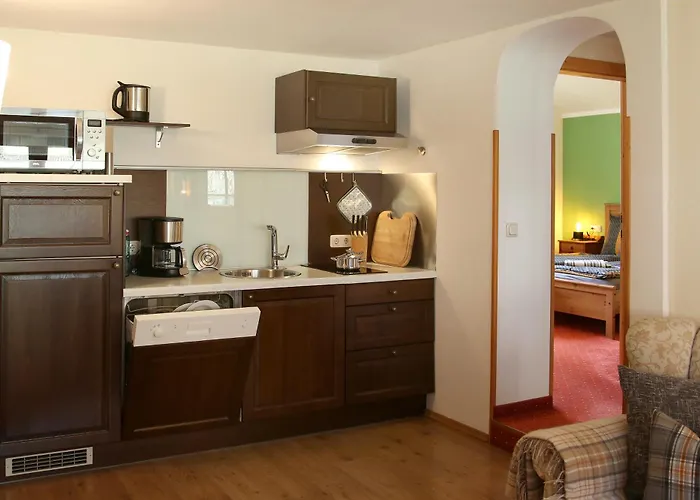 Rieser باد هوفغاستين